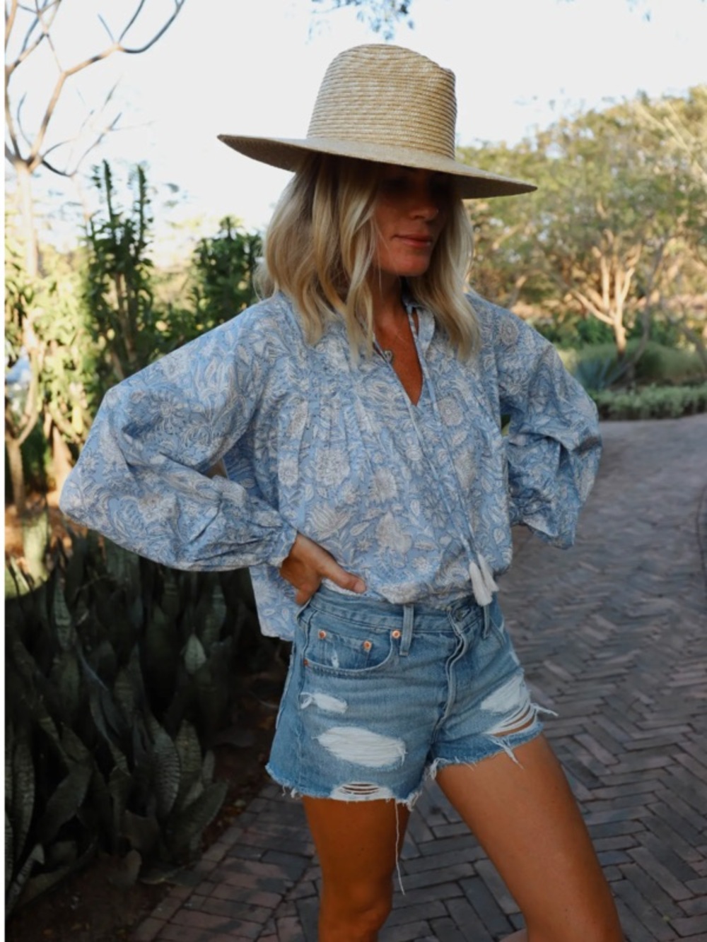 Marea Elizabeth Top in Light Blue Size Small